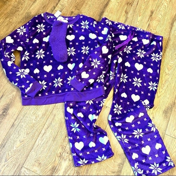 EM & ALFIE PLUSH PAJAMA SET W/MATCHING SOCKS XL PURPLE NWT - Picture 4 of 5
